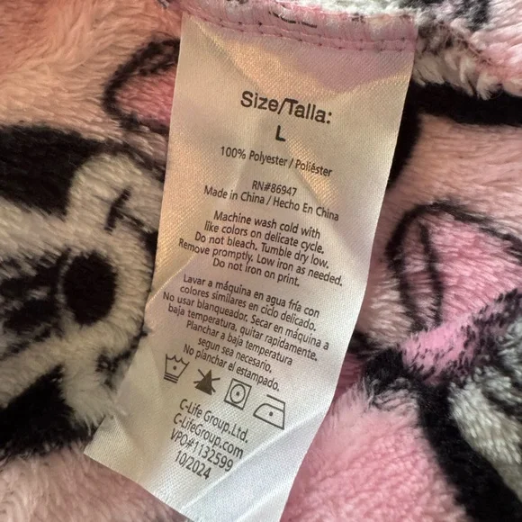 Disney Minnie Mouse Pajama Shorts, Large - Picture 6 of 6